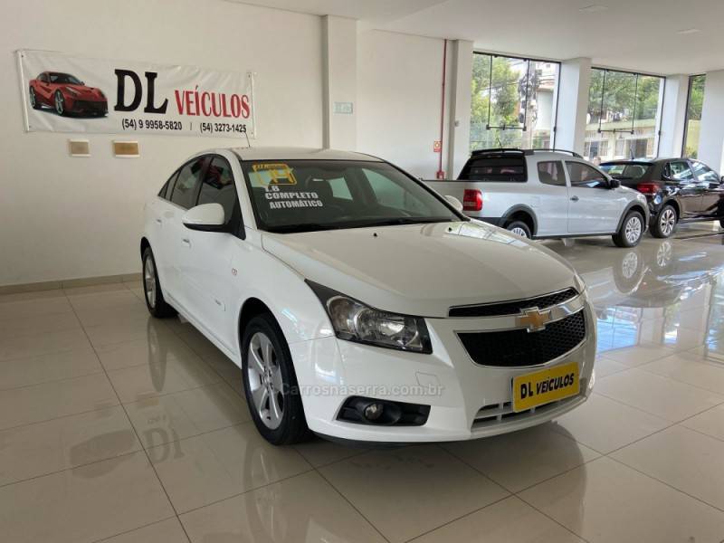 CHEVROLET - CRUZE - 2013/2014 - Branca - R$ 61.900,00