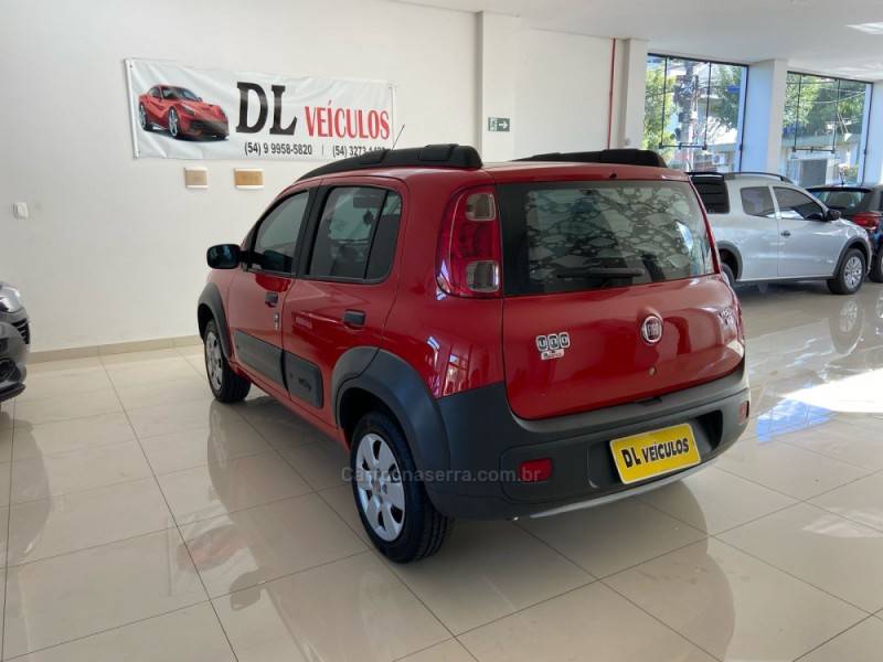 FIAT - UNO - 2014/2014 - Vermelha - R$ 38.900,00