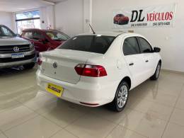 VOLKSWAGEN - VOYAGE - 2021/2022 - Branca - R$ 62.900,00
