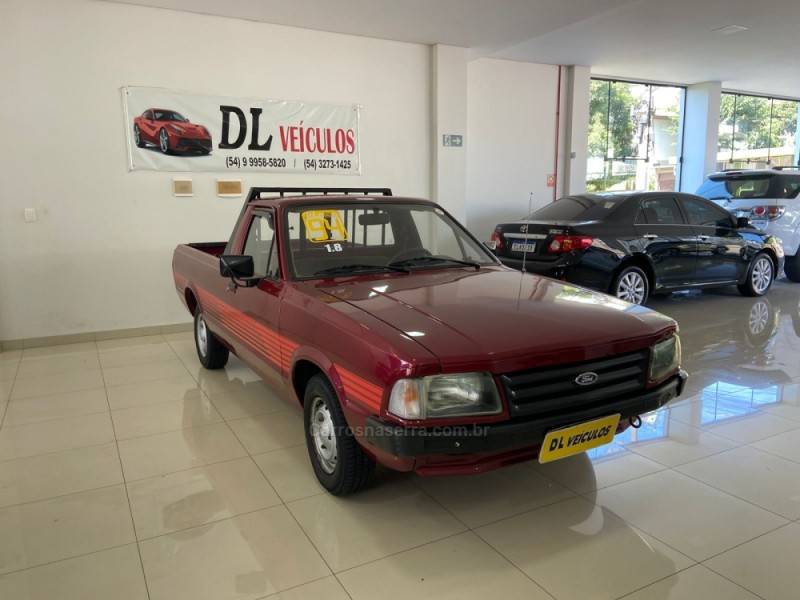 FORD - PAMPA - 1993/1994 - Vermelha - R$ 25.900,00