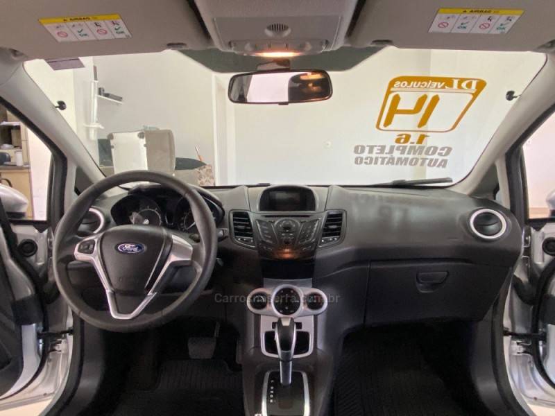 FORD - FIESTA - 2014/2014 - Prata - R$ 43.900,00