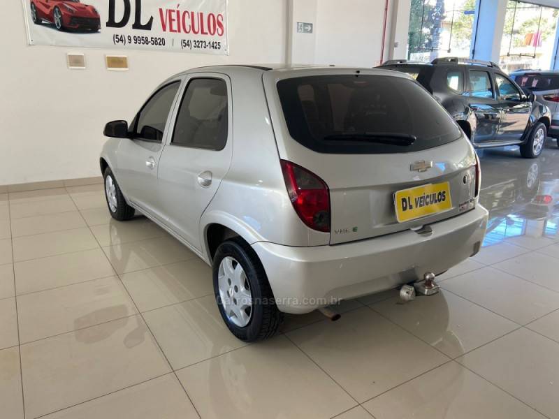CHEVROLET - CELTA - 2012/2013 - Prata - R$ 34.900,00