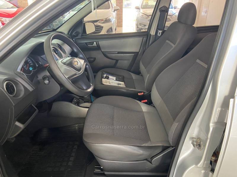 CHEVROLET - CELTA - 2012/2013 - Prata - R$ 34.900,00