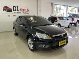 FORD - FOCUS - 2012/2013 - Preta - R$ 45.900,00