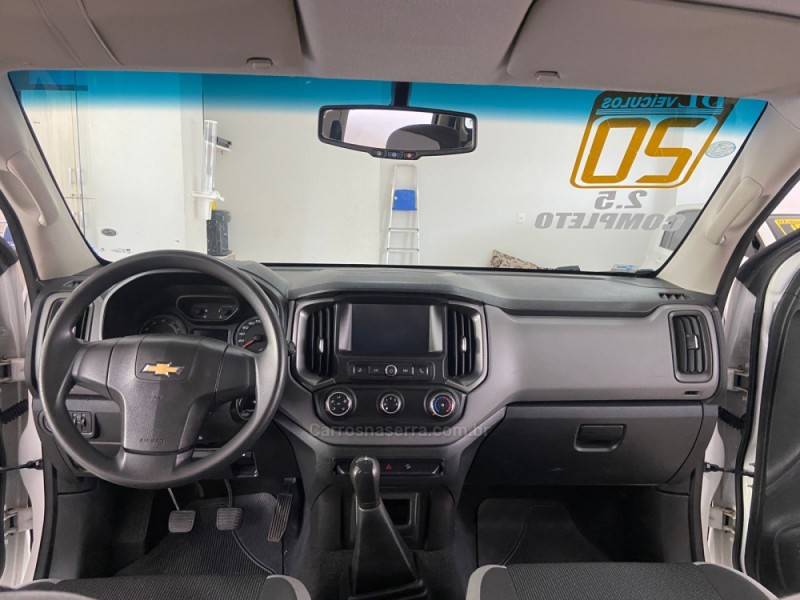 CHEVROLET - S10 - 2019/2020 - Branca - R$ 122.900,00