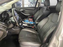 FORD - FOCUS - 2014/2015 - Prata - R$ 53.900,00