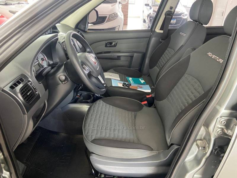 FIAT - PALIO - 2014/2014 - Cinza - R$ 47.900,00