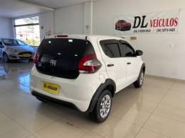 FIAT - MOBI - 2022/2023 - Branca - R$ 53.900,00