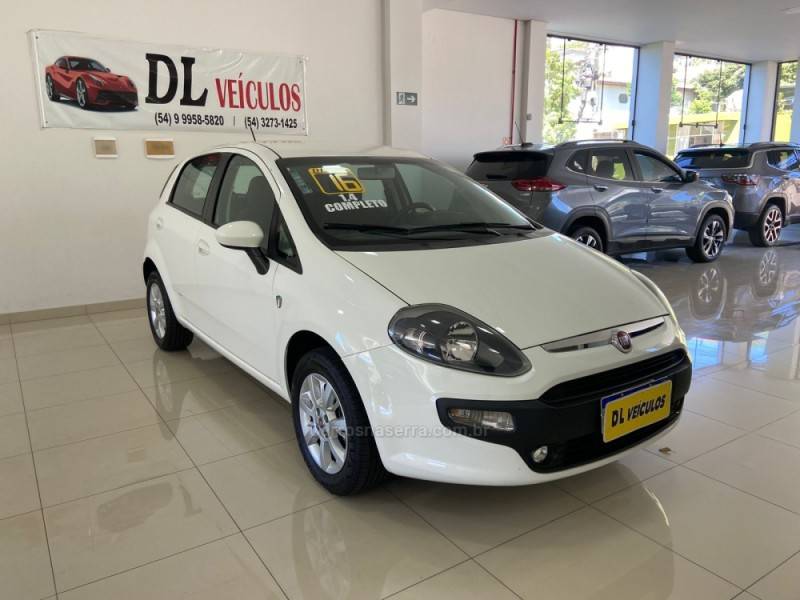 FIAT - PUNTO - 2015/2016 - Branca - R$ 48.900,00