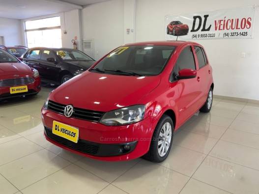 VOLKSWAGEN - FOX - 2011/2011 - Vermelha - R$ 30.900,00