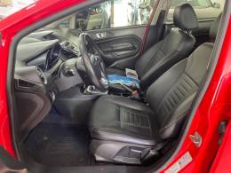 FORD - FIESTA - 2013/2014 - Vermelha - R$ 44.900,00
