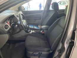 FORD - FOCUS - 2012/2013 - Cinza - R$ 44.900,00