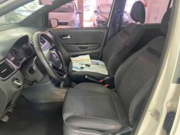 VOLKSWAGEN - CROSSFOX - 2016/2017 - Branca - R$ 57.900,00