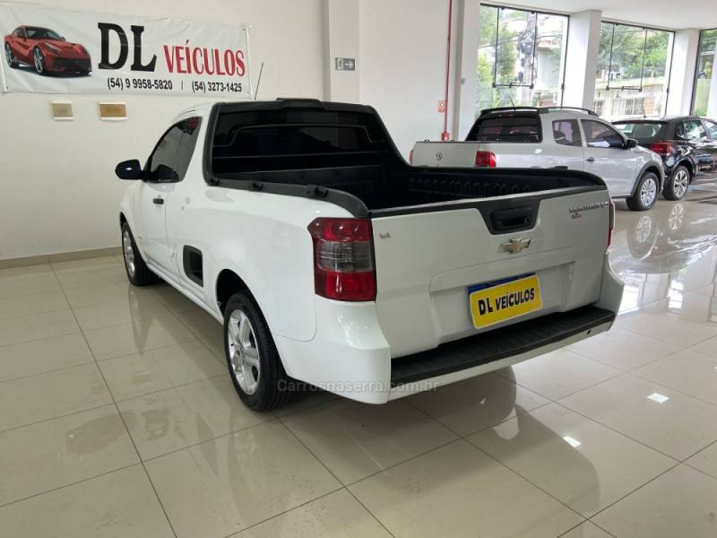 CHEVROLET - MONTANA - 2012/2013 - Branca - R$ 42.900,00
