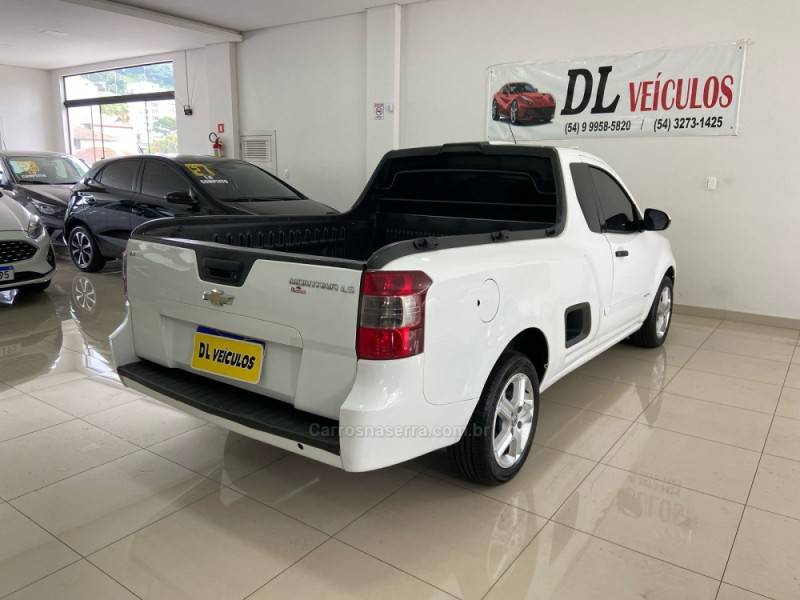 CHEVROLET - MONTANA - 2012/2013 - Branca - R$ 42.900,00