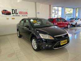 FORD - FOCUS - 2008/2009 - Preta - R$ 37.900,00