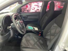 FIAT - MOBI - 2022/2023 - Branca - R$ 53.900,00