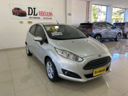 FORD - FIESTA - 2014/2014 - Prata - R$ 43.900,00