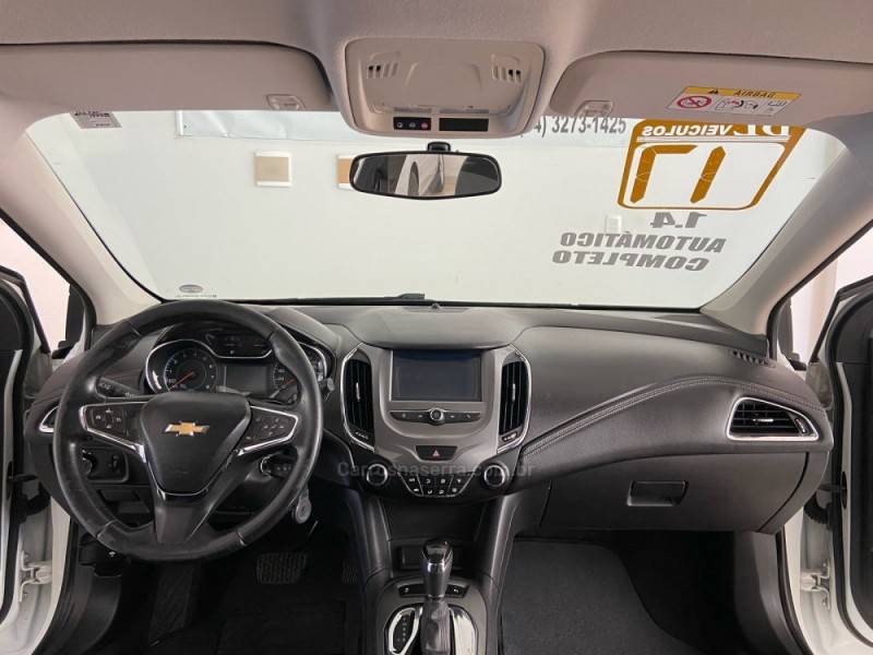 CHEVROLET - CRUZE - 2016/2017 - Branca - R$ 79.900,00