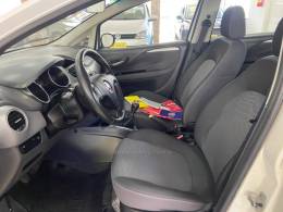 FIAT - PUNTO - 2015/2016 - Branca - R$ 48.900,00