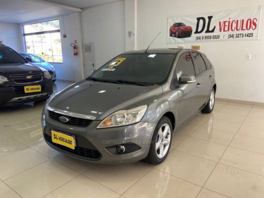 FORD - FOCUS - 2012/2013 - Cinza - R$ 45.900,00
