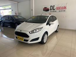 FORD - FIESTA - 2014/2015 - Branca - R$ 45.900,00