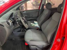 VOLKSWAGEN - GOL - 2011/2012 - Vermelha - R$ 31.900,00