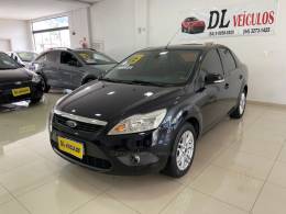 FORD - FOCUS - 2012/2013 - Preta - R$ 45.900,00