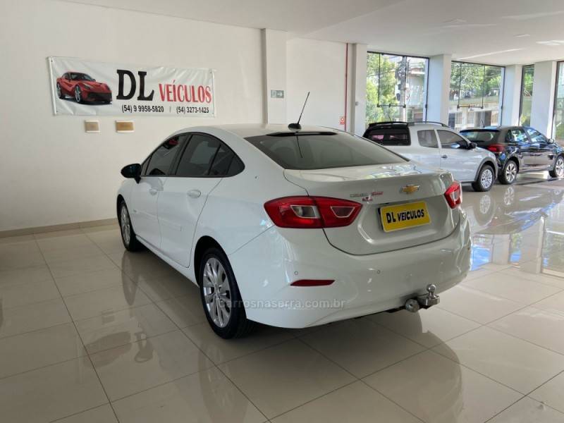 CHEVROLET - CRUZE - 2016/2017 - Branca - R$ 79.900,00