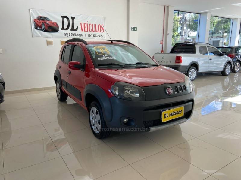 FIAT - UNO - 2014/2014 - Vermelha - R$ 38.900,00