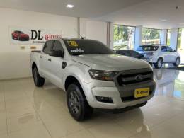 FORD - RANGER - 2017/2018 - Prata - R$ 109.900,00