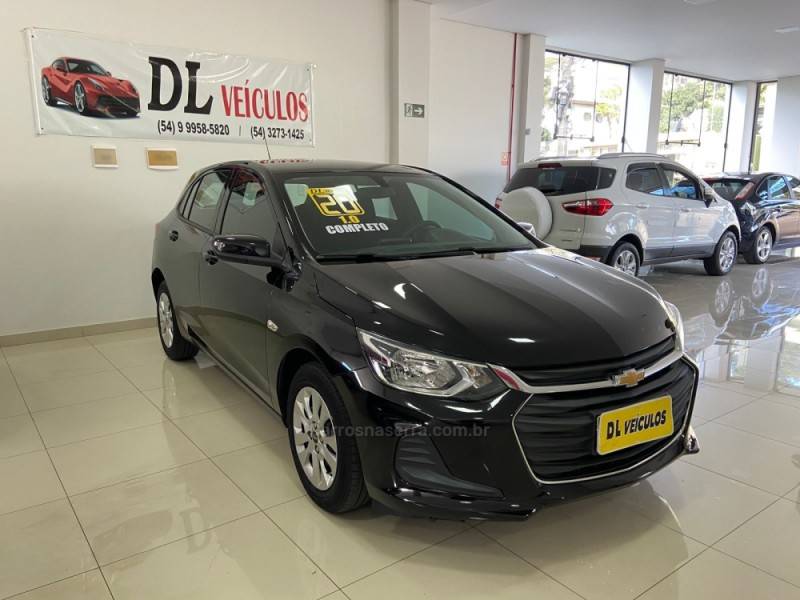 CHEVROLET - ONIX - 2020/2020 - Preta - R$ 61.900,00
