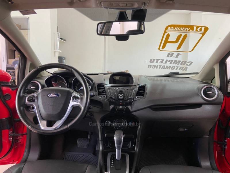 FORD - FIESTA - 2013/2014 - Vermelha - R$ 44.900,00
