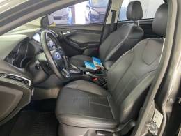 FORD - FOCUS - 2017/2018 - Cinza - R$ 74.900,00