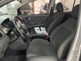 VOLKSWAGEN - SPACE CROSS - 2012/2013 - Prata - R$ 44.900,00