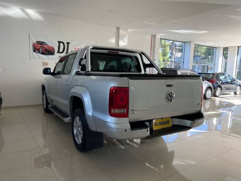 VOLKSWAGEN - AMAROK - 2011/2012 - Prata - R$ 79.900,00