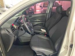 VOLKSWAGEN - GOL - 2021/2022 - Branca - R$ 51.900,00