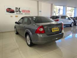FORD - FOCUS - 2012/2013 - Cinza - R$ 43.900,00