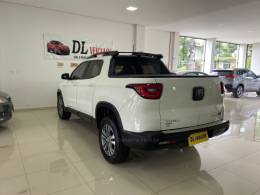 FIAT - TORO - 2021/2022 - Branca - R$ 114.900,00