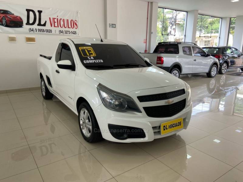 CHEVROLET - MONTANA - 2012/2013 - Branca - R$ 42.900,00
